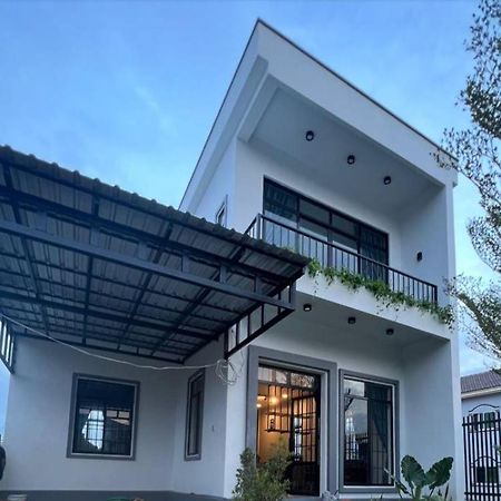 Hang Meas Boutique Hotel Кампот Екстериор снимка