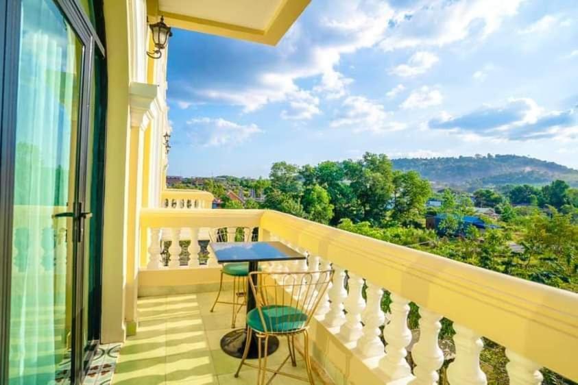 Hang Meas Boutique Hotel Кампот Екстериор снимка