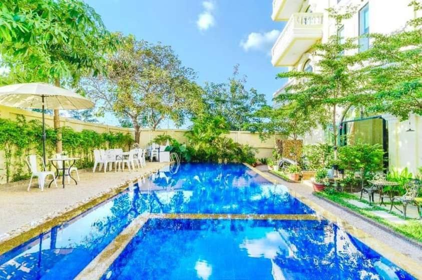 Hang Meas Boutique Hotel Кампот Екстериор снимка