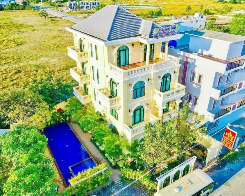 Hang Meas Boutique Hotel Кампот Екстериор снимка