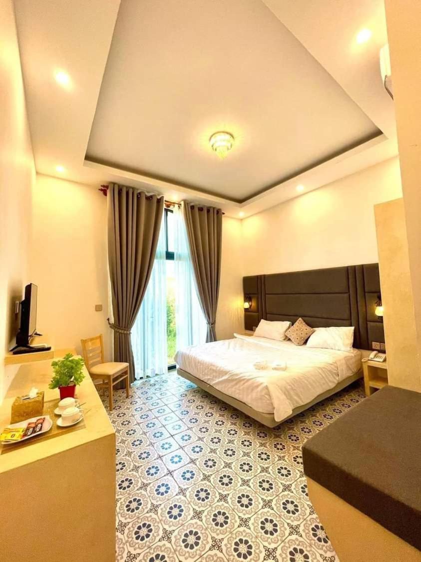 Hang Meas Boutique Hotel Кампот Екстериор снимка